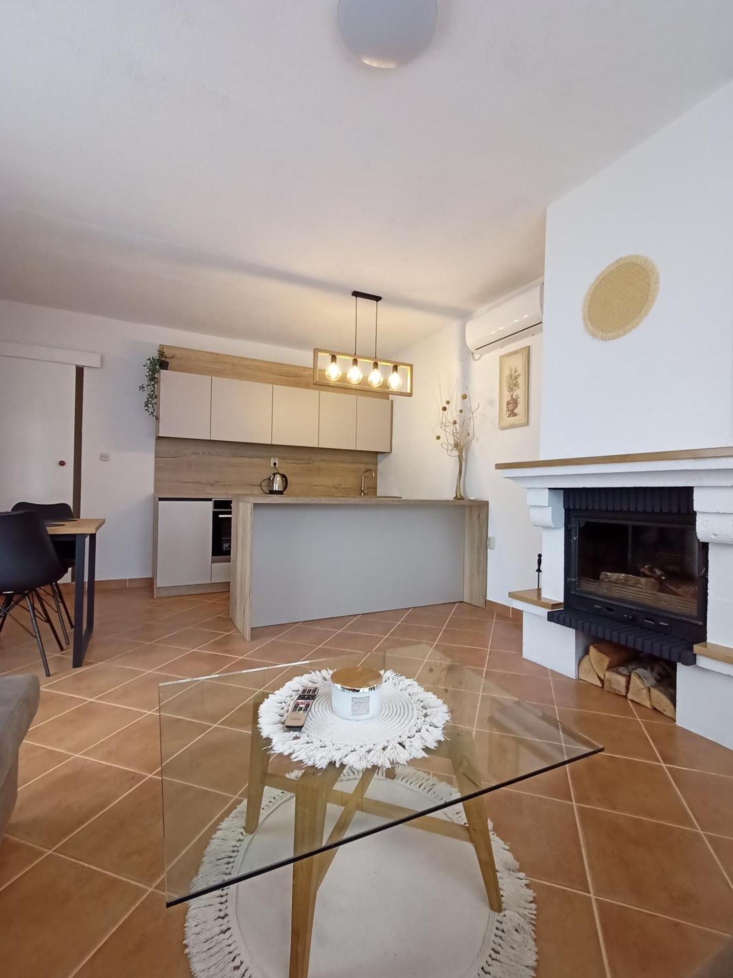 Village Apartment Zagvozd Екстериор снимка