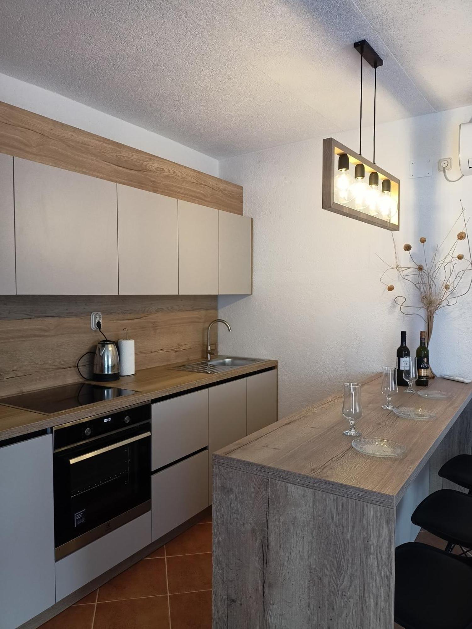 Village Apartment Zagvozd Екстериор снимка